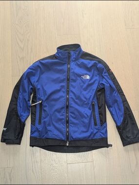 The North Face Men's Blue/Black Softshell Jacket